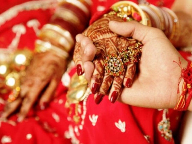 Smart weddings: From showy to intimate - The Express Tribune Blog