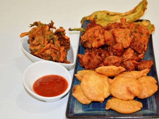 Pakoras galore: Let the Ramazan feast begin! – The Express Tribune Blog