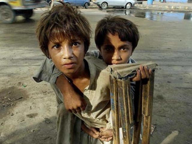 Begging: Pakistan’s new profession for kids? – The Express Tribune Blog