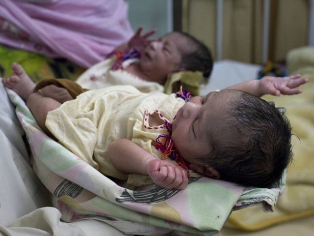 Genetically ‘male Woman Gives Birth To Twins Great But Did She Have To The Express Tribune