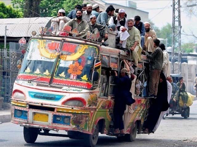 The Newest Way To Con Passengers On Public Buses Target The Older